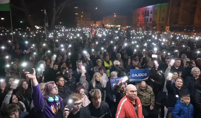 Az országjárás Nyíregyházán – Forrás: YouTube