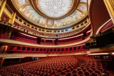 Arte: Should Europe's artists be given a basic income?