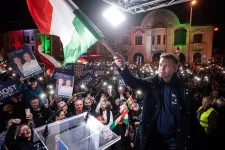 Magyar Péter hosszan sorolta, kiket váltana le azonnal, ha kétharmaddal nyer a Tisza