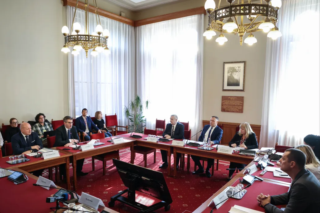 Rendkívüli ülést tart a Nemzetbiztonsági Bizottság „az elmúlt néhány nap eseményei miatt”