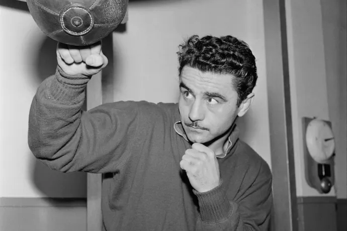 A legnagyobb magyar bokszolónak az állampárt vágta ketté a karrierjét