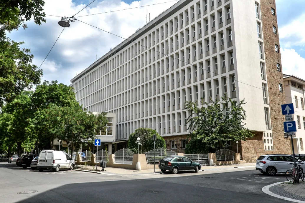 Direkt36: Az Alkotmányvédelmi Hivatal nem tagadta vagy korrigálta a Tisza párt elleni titkos műveletről szóló cikk információit