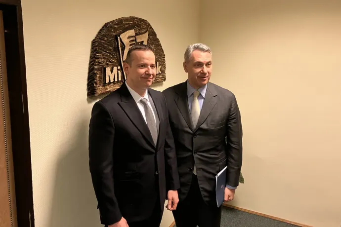 Lázár János arról beszélt, hogy a Mi Hazánknak és a Fidesznek össze kell fognia