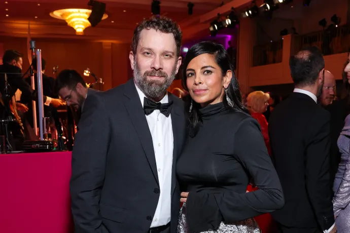 A német televíziózás álompárjának tűntek, aztán kiderült a férj sötét titka