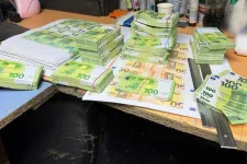 1,2 millió hamis eurót próbált forgalomba hozni Bulgáriában egy romániai bűnszervezet