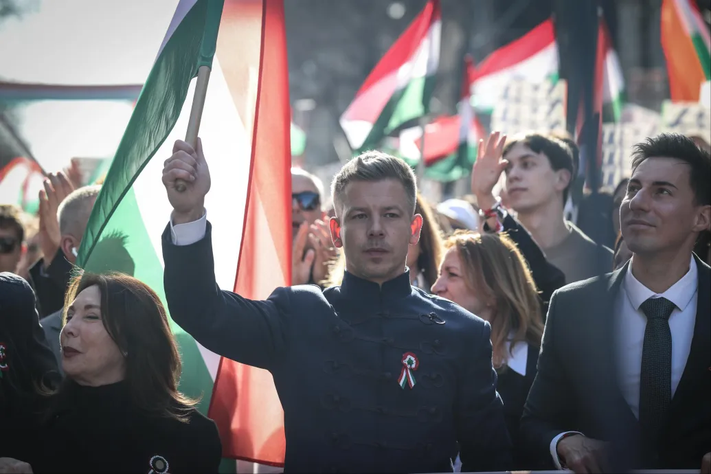Magyar Péter: A Fidesz és a Mi Hazánk koalíciója kivezetné Magyarországot az EU-ból