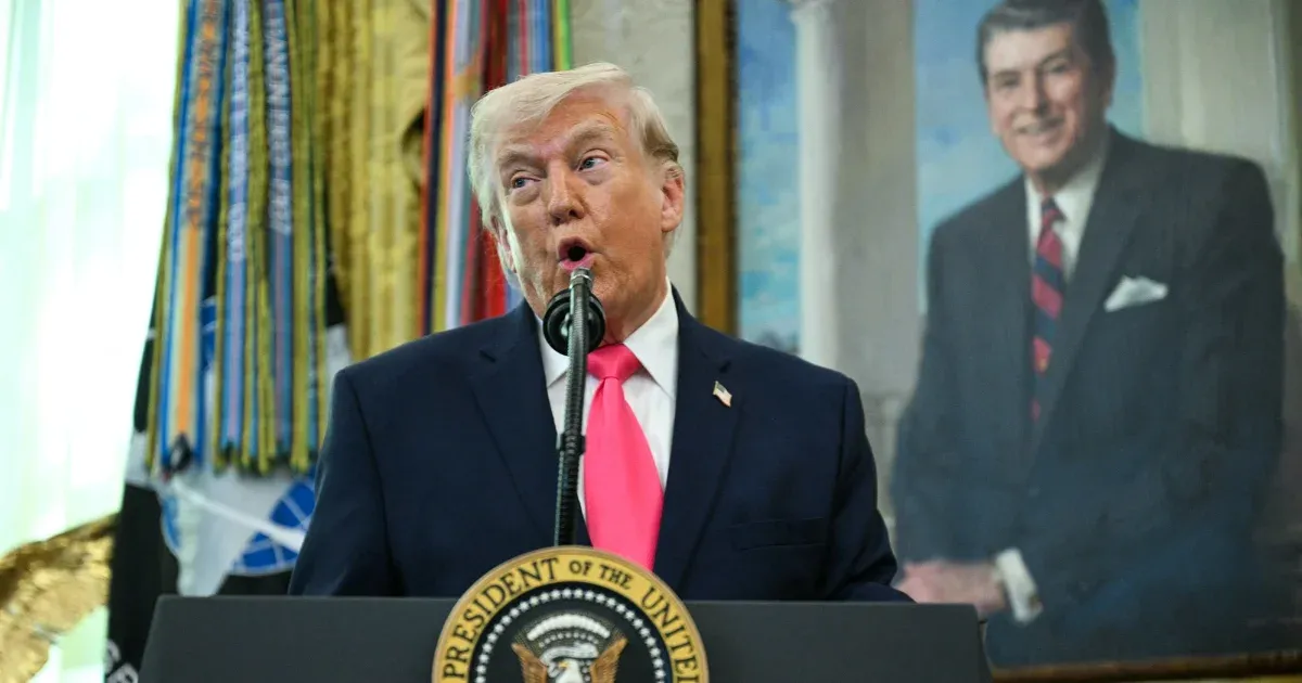 A padlón koppant az Iránt lövő Trump népszerűsége