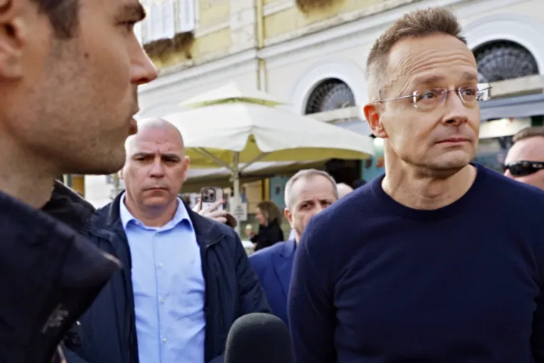 Szijjártó Péter nem hallott a Tisza elleni titkosszolgálati akcióról