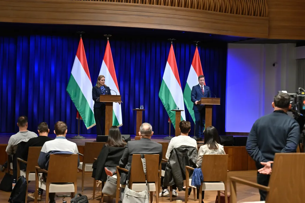 Kormányinfót tart Gulyás Gergely