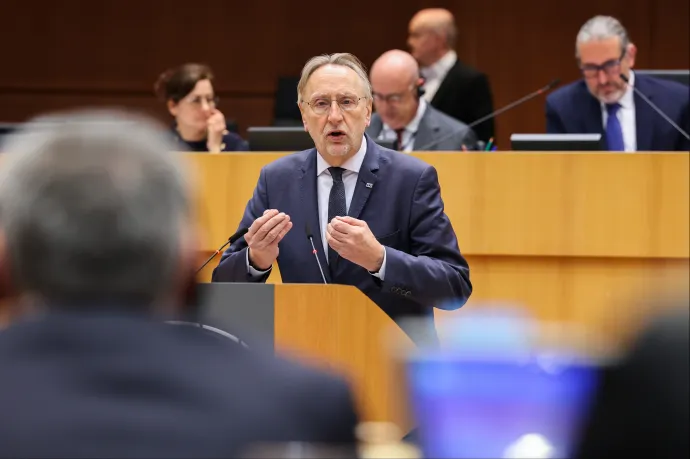 Az EP feltételeket szabott az EU és az USA vámalkujának elfogadásához