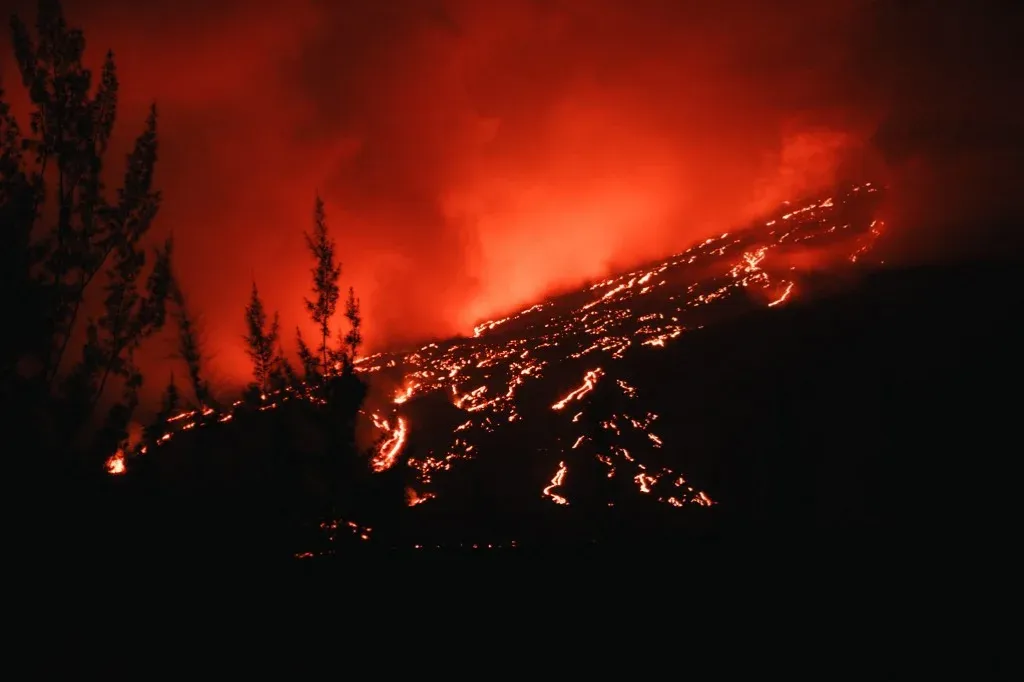 8,5 hektárral megnőtt a trópusi turistaparadicsom Reunion szigete egy vulkánkitöréstől