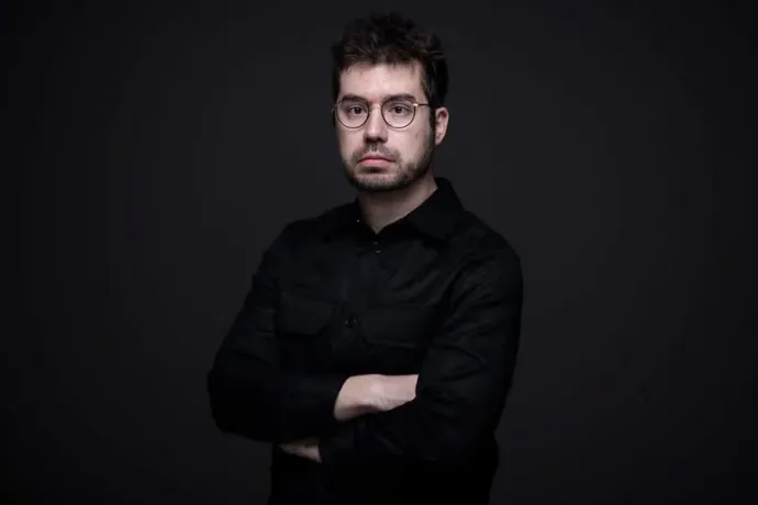 Accusing investigative journalists of espionage is unprecedented, this is the hallmark of Putin's Russia, accused journalist says