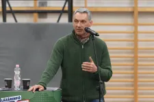 Lázár János szerint túl lehet élni a választási vereséget, másnap is felkel a nap