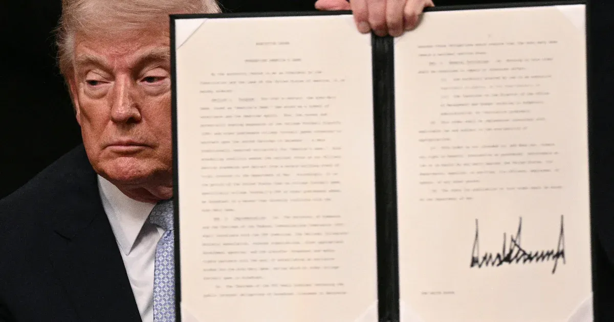 Donald Trump aláírása rákerül a dollárra