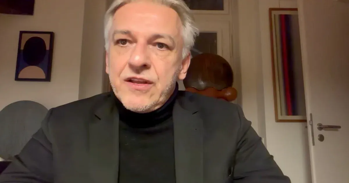 Alföldi Róbert hősnek nevezte Szabó Bencét, Hajós András és Lengyel Tamás tiszteleg előtte