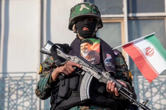 Irán legfelsőbb vezetője él és irányít a rezsim szerint