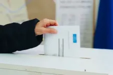 Több mint ezer levélszavazat érkezett már be a Nemzeti Választási Irodához