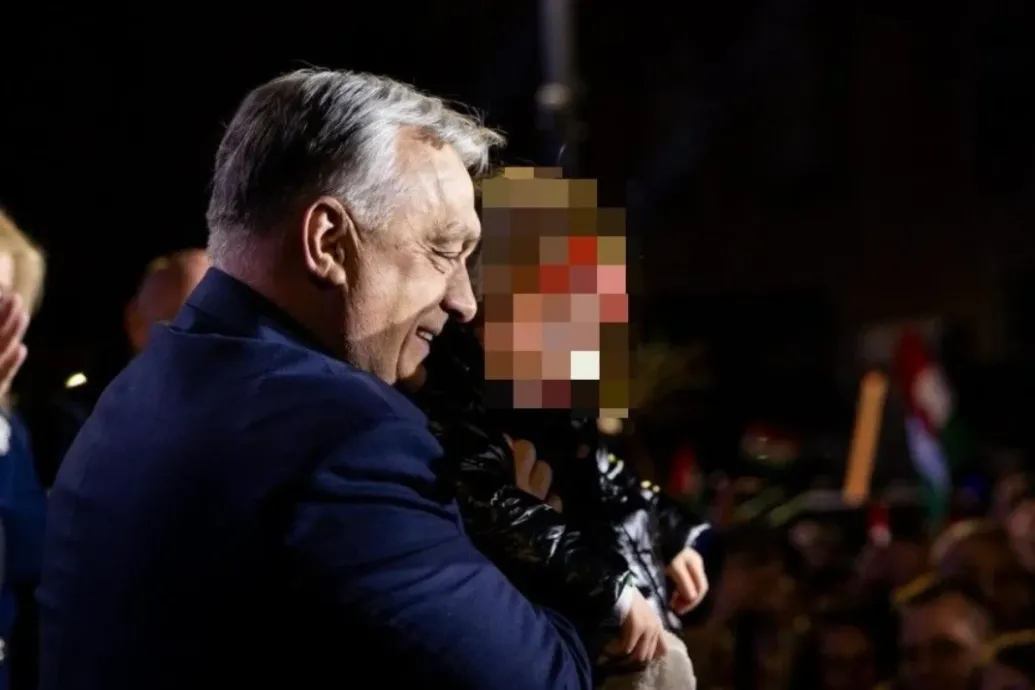 A Kúria kimondta, hogy jogsértően kampányolt kisgyerekkel Orbán Viktor