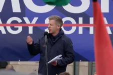 Magyar Péter: Információink szerint tiszás ruhába öltözött provokátorok terveznek balhét csinálni a Mi Hazánk kállói tüntetésén
