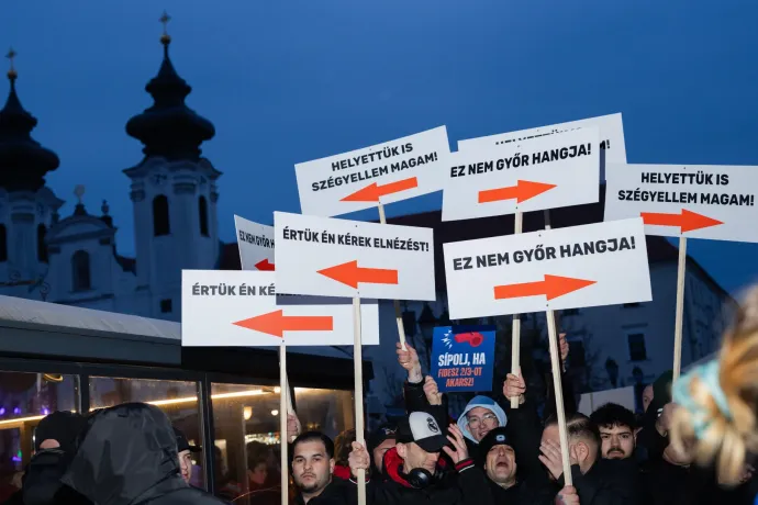 Győr polgármestere Pintér Sándornak: Miért nem lépett a rendőrség a fekete pufajkásokkal szemben?