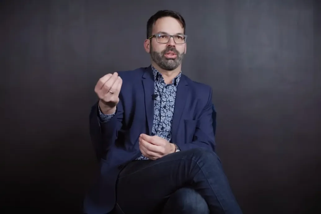 A Tisza programjának beállított dokumentumról kellett volna írnia a Századvég elemzőjének, ezért inkább felmondott