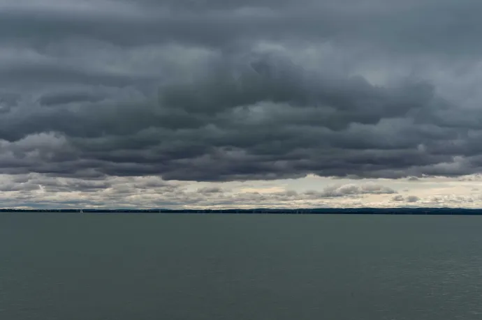 Orkánerejű, 119 km/h-s széllökést mértek a Balatonnál