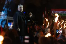 Orbán a Tiszát okolja a saját rendezvényein tapasztalható erőszakért