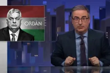 John Oliver fél órát beszélt Orbánról és a magyar választásról a show-műsorában