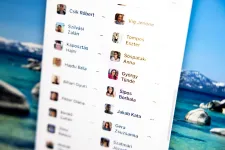 Nagyon fura kamuprofilok kezdték el százasával követni tiszás politikusok Facebook-oldalait