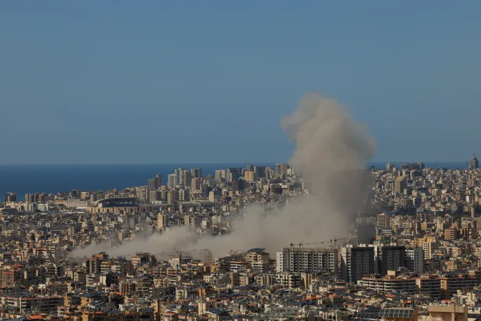 Légicsapás utáni füst Bejrút déli részén 2026. március 31-én – Fotó: Raghed Waked / Reuters