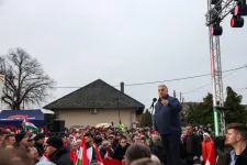 Orbán Viktor Ócsán: Jó volna tudni, hogy vannak-e itt tiszások