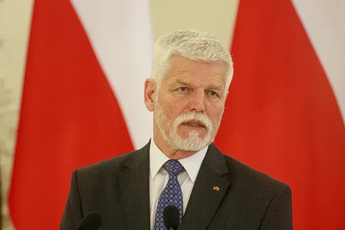 A cseh államfő szerint országának újra kellene értékelnie kapcsolatát Magyarországgal