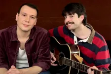 Pjotr és én: a Carson Coma dalt írt Szijjártó és Lavrov telefonbeszélgetéséről