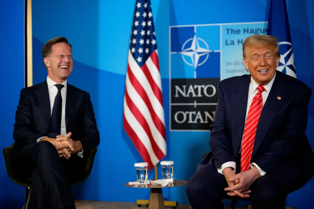 Trump erősen fontolgatja, hogy kiléptesse az Egyesült Államokat a NATO-ból