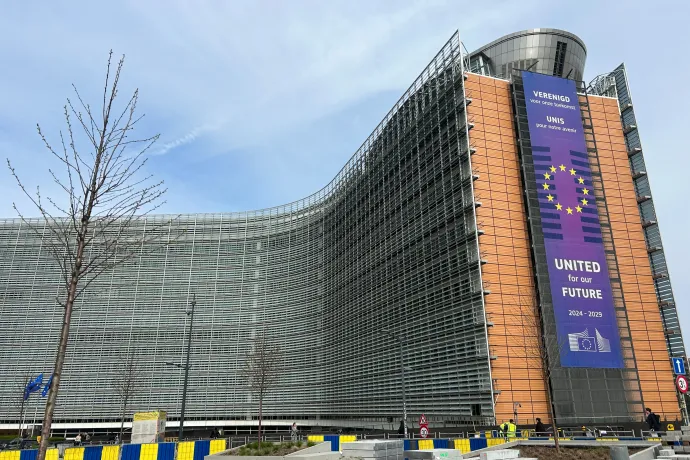 Az EU betiltotta az MI-generált tartalmakat az intézményeinek hivatalos kommunikációjában