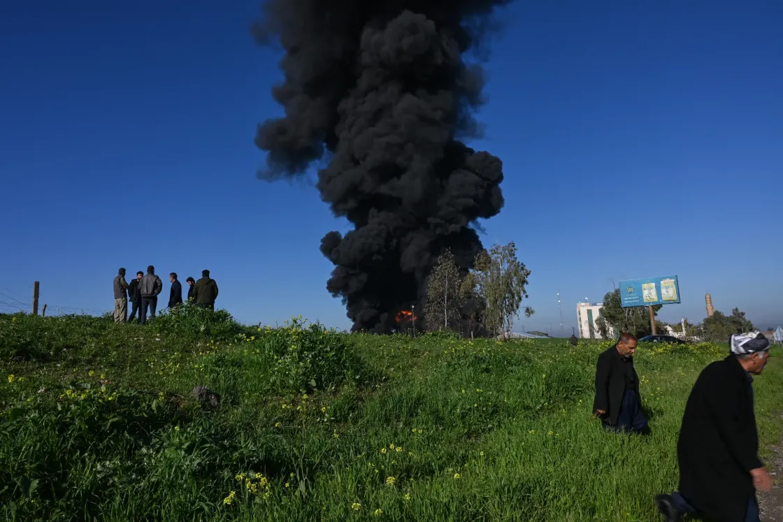 Trump szerint a kőkorszakba bombázzák Iránt a Hormuzi-szoros megnyitásáig