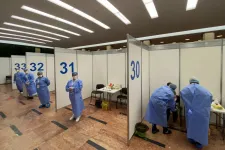 600 millió eurót kell kifizetnie Romániának a leszerződött, de át nem vett vakcinákért