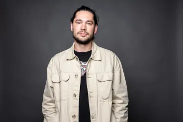 Nehezen éli meg Nagy Dávid, a Kutyapárt listavezetője, hogy Kovács Gergely eddig nem vett részt a kampányban