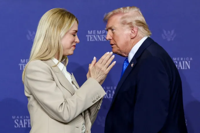 Újabb miniszterét cserélte le Trump, Pam Bondi is lapátra került