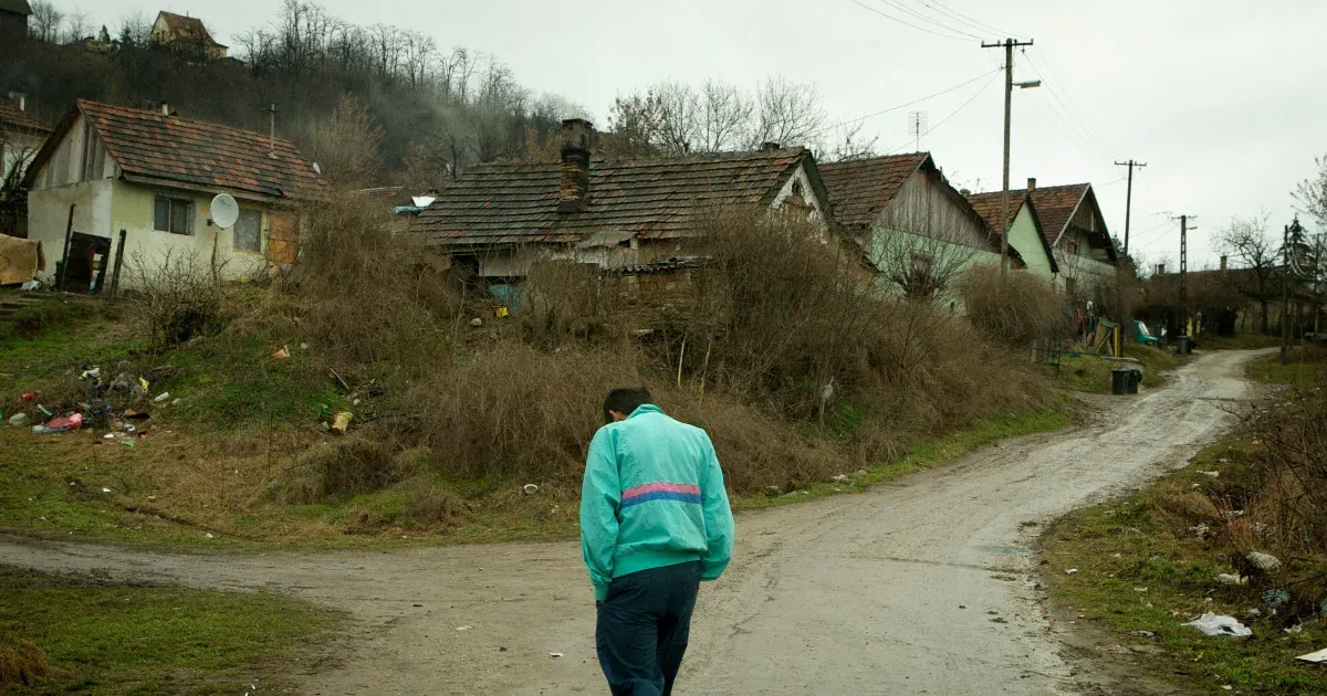 Őrszemekkel, rontott szavazólapokkal és virtuális X-szel harcolnának a kizsarolt szavazatok ellen