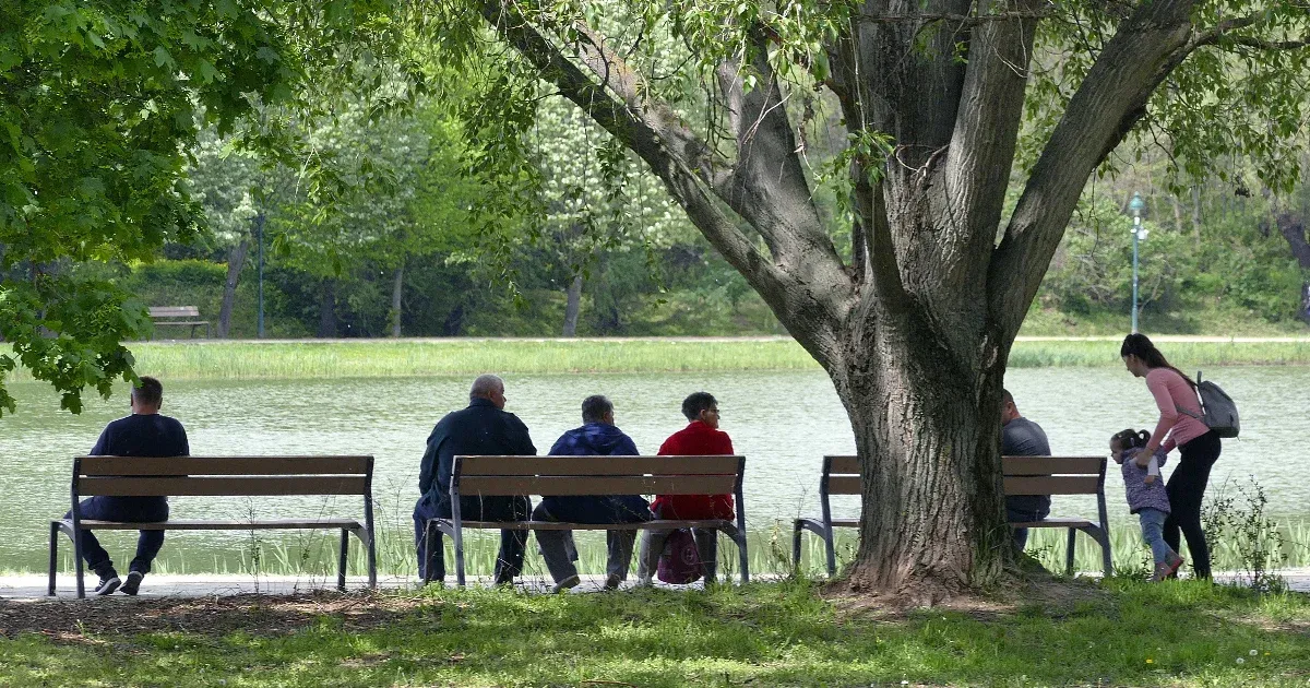 Vasárnap már többórás napsütés is lehet, 20 fok fölé melegedhet a levegő