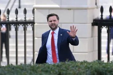 A reptértől Zugligetig a fél várost lezárják J. D. Vance érkezése miatt