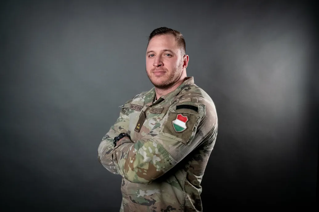 Troops see that the defense minister is not up to the task, and they are hoping for change – the former face of the Hungarian military speaks out