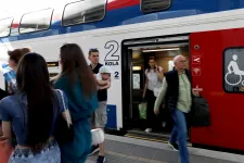 A szerbek biztonságosnak és kiválónak minősítették a Szabadka-Szeged vasútvonalat, másnap kisiklott rajta egy vonat