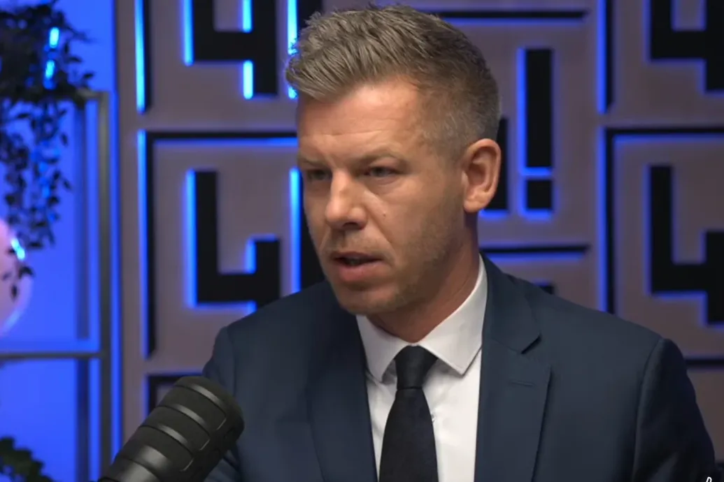 Magyar Péter mindenkit óva intene attól, hogy Rogán vagy Kubatov helyett börtönbe menjen