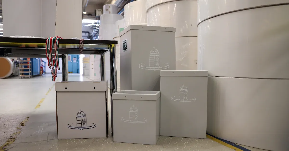 Csütörtök délutánig lehet levélben mozgóurnát igényelni