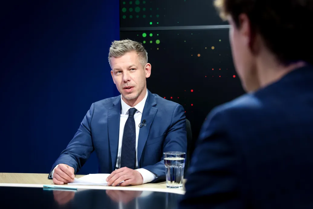 Én leszek az, aki az ellenzék jogosítványait védeni fogja – interjú Magyar Péterrel – Forrás: Telex.hu