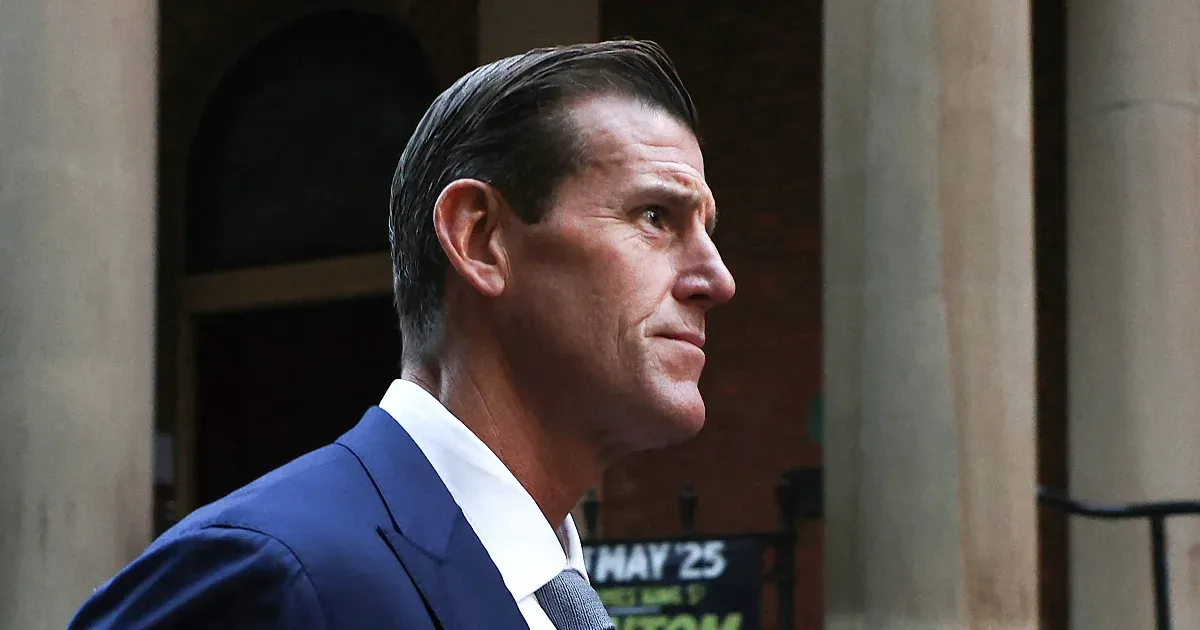 Letartóztattak egy hősként ünnepelt ausztrál katonát, háborús bűncselekményekkel vádolják