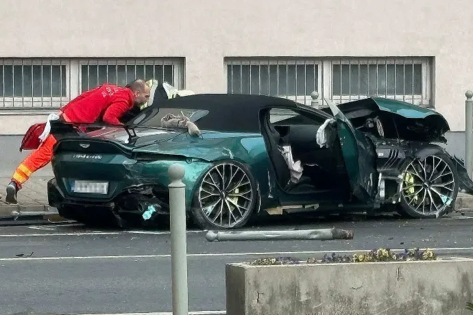 Az Aston Martinnal gázoló férfi személyesen is szeretne bocsánatot kérni az áldozat családjától