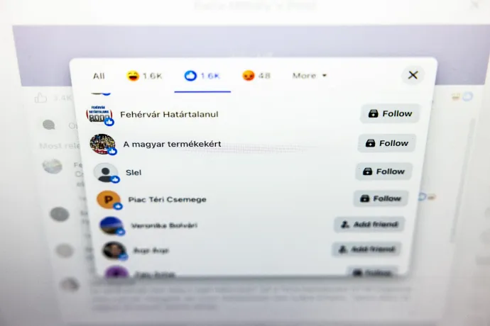 800 fejet levágtak a fideszes trollfarmhidráról, de több száz újat növesztett